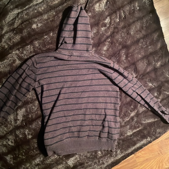 Burnside Pullover Sweatshirt - Picture 3 of 3